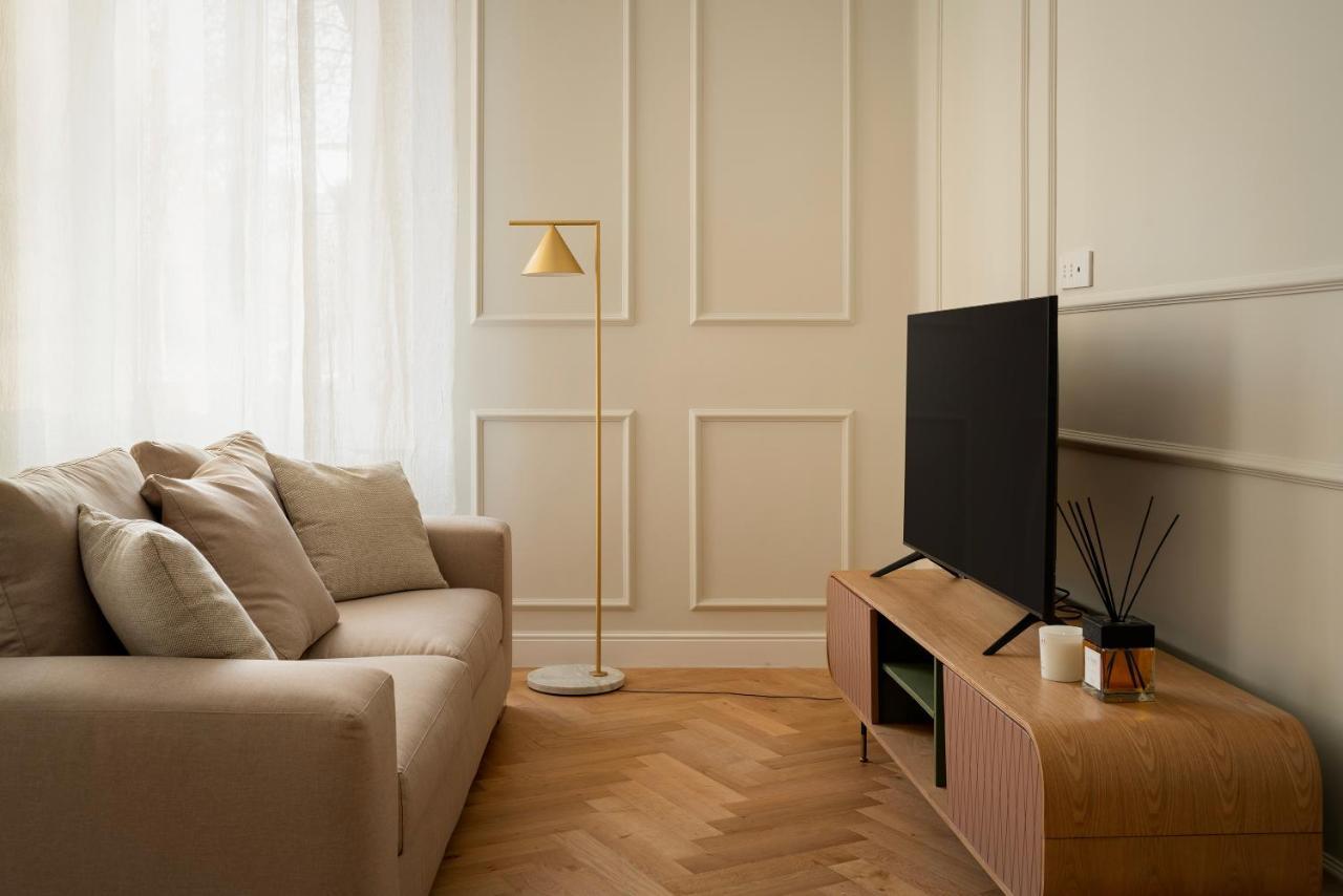Nabila Apartment Milan Exterior photo